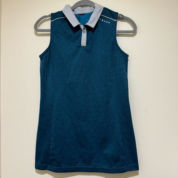 Women’s Oakley Blue Golf Sport Activewear Lightweight Tennis Tank Top No Size - Picture 1 of 16